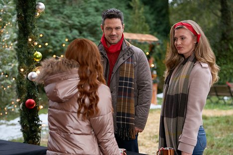 Ryan Paevey, Brooke D'Orsay - A Fabled Holiday - Photos