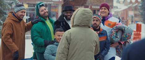 Lahcène Amari, Walid Ben Amar, Anthony Pinheiro, Charly Nyobe, Arriles Amrani, Kader Bueno - Les Segpa au ski - Filmfotók