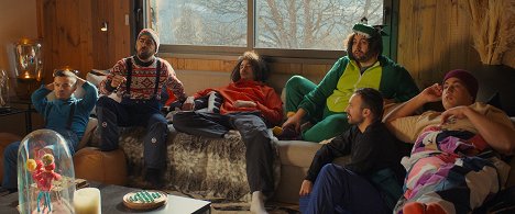 Anthony Pinheiro, Arriles Amrani, Ichem Bougheraba, Walid Ben Amar, Lahcène Amari, Kader Bueno - Les Segpa au ski - Film