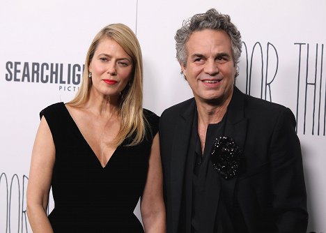 The Searchlight Pictures “Poor Things” New York Premiere at the DGA Theater on Dec 6, 2023 in New York, NY, USA - Sunrise Coigney, Mark Ruffalo - Poor Things - Events