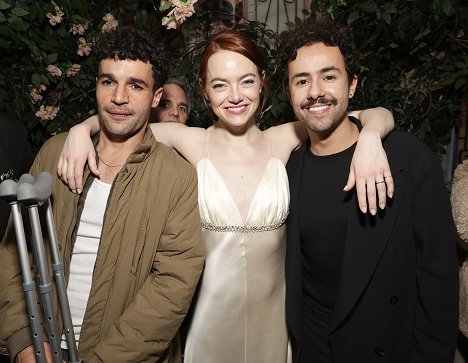 The Searchlight Pictures “Poor Things” New York Premiere at the DGA Theater on Dec 6, 2023 in New York, NY, USA - Christopher Abbott, Emma Stone, Ramy Youssef - Chudiatko - Z akcií