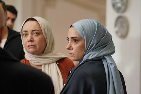 Ceren Yalazoğlu - Kızılcık Şerbeti - Episode 14 - De la película