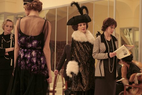 Marine Delterme, Barbora Bobuľová - Coco Chanel - Do filme