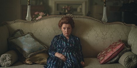 Lesley Manville - A korona - Ritz - Filmfotók