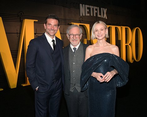 Netflix's Maestro LA special screening at Academy Museum of Motion Pictures on December 12, 2023 in Los Angeles, California - Bradley Cooper, Steven Spielberg, Carey Mulligan - Maestro - Z akcií