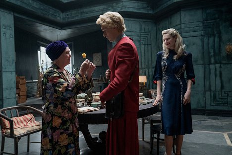 Fionnula Flanagan, Tom Blyth, Hunter Schafer - The Hunger Games: The Ballad of Songbirds and Snakes - Photos