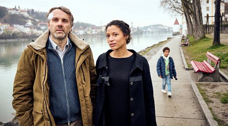 Stefan Rudolf, Davina Donaldson - Ein Krimi aus Passau - Zeit zu beten - Filmfotos