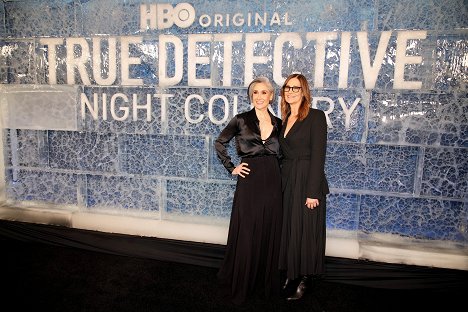 "True Detective: Night Country" Premiere Event at Paramount Pictures Studios on January 09, 2024 in Hollywood, California. - Issa López, Mari-Jo Winkler - Temný prípad - Nočná krajina - Z akcií