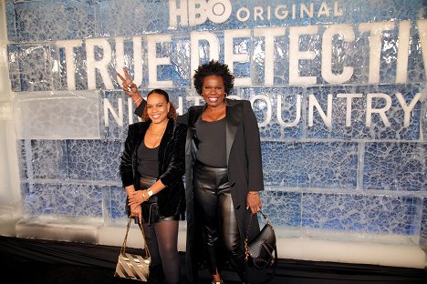 "True Detective: Night Country" Premiere Event at Paramount Pictures Studios on January 09, 2024 in Hollywood, California. - Leslie Jones, Nefetari Spencer