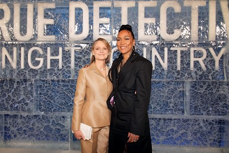 "True Detective: Night Country" Premiere Event at Paramount Pictures Studios on January 09, 2024 in Hollywood, California. - Jodie Foster, Kali Reis - Temný případ - Noční krajina - Z akcí