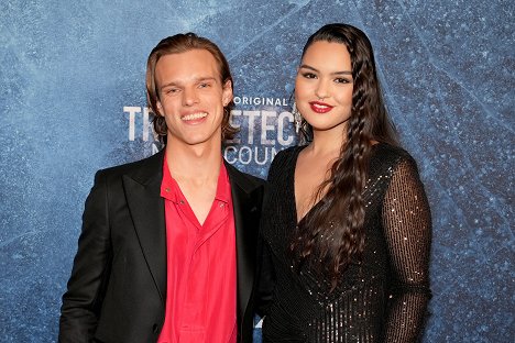 "True Detective: Night Country" Premiere Event at Paramount Pictures Studios on January 09, 2024 in Hollywood, California. - Finn Bennett, Anna Lambe - True Detective - Night Country - Events
