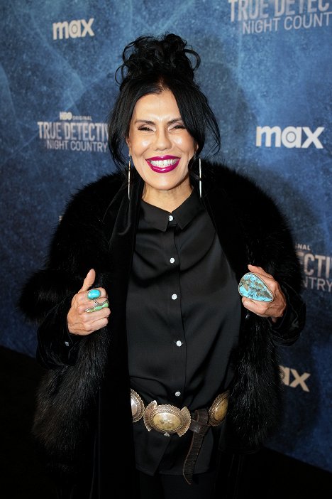 "True Detective: Night Country" Premiere Event at Paramount Pictures Studios on January 09, 2024 in Hollywood, California. - Joanelle Romero - True Detective - Night Country - Eventos