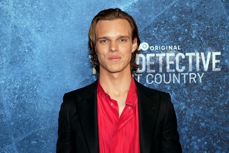 "True Detective: Night Country" Premiere Event at Paramount Pictures Studios on January 09, 2024 in Hollywood, California. - Finn Bennett - True Detective - Night Country - Eventos