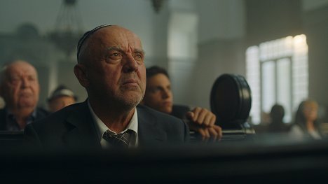 Zoltán Bezerédi - Lefkovicsék gyászolnak - De la película