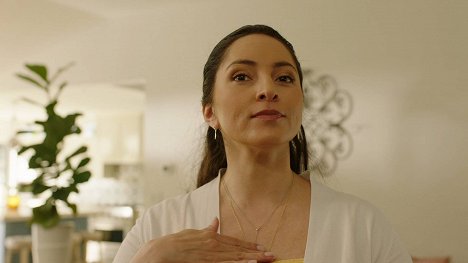 Ina Barrón - Learning to Love - Z filmu