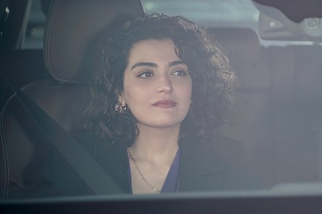 Merve Polat - Camdaki Kız - Episode 1 - Kuvat elokuvasta