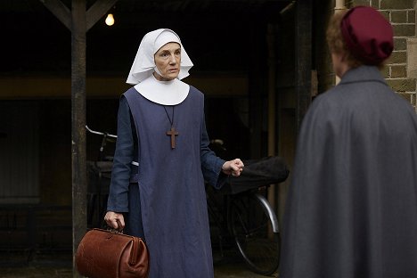 Harriet Walter - Call the Midwife - Episode 3 - Photos