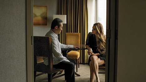 Riley Keough - The Girlfriend Experience - Crossing the Line - Photos