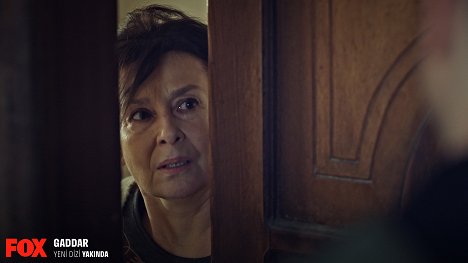 Laçin Ceylan - Gaddar - Episode 1 - De la película