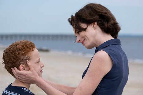 Anne Hathaway - Mothers' Instinct - Photos