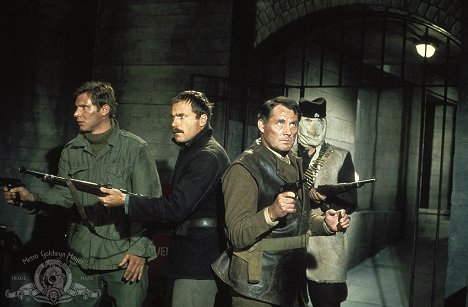 Harrison Ford, Franco Nero, Robert Shaw - Navarone ágyúi 2. - Az új különítmény - Filmfotók