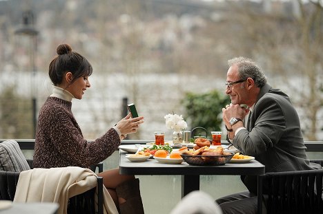 Meriç Aral - Sandık Kokusu - Episode 10 - Photos