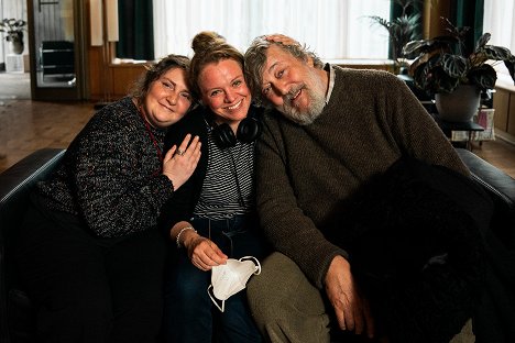 Lena Dunham, Julia von Heinz, Stephen Fry - Rodinný poklad - Z natáčení
