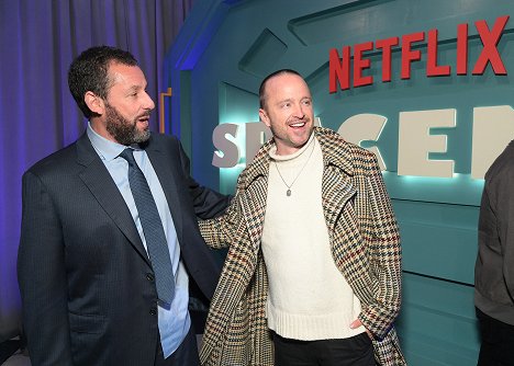 Netflix's "Spaceman" LA Special Screening at The Egyptian Theatre Hollywood on February 26, 2024 in Los Angeles, California - Adam Sandler, Aaron Paul - Kosmonaut z Čech - Z akcií