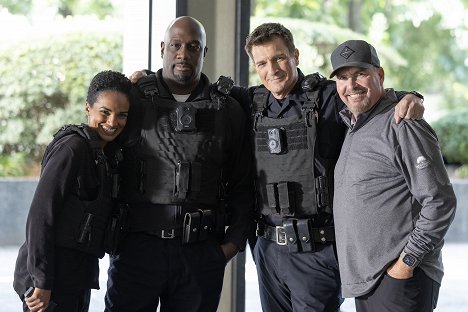 Mekia Cox, Richard T. Jones, Nathan Fillion - Zelenáč - Strike Back - Z nakrúcania