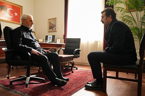 Uğur Yücel, Necip Memili - Sandık Kokusu - Episode 13 - Photos