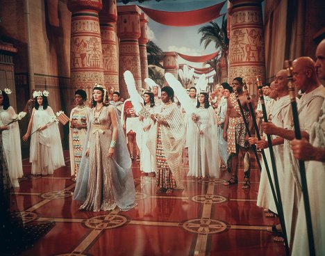 Gene Tierney - The Egyptian - Photos