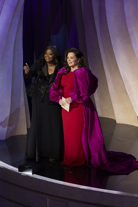Octavia Spencer, Melissa McCarthy - The Oscars - Photos