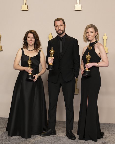 Raney Aronson, Mstyslav Chernov, Michelle Mizner - Oscar 2024 - Die Academy Awards - Live aus L.A. - Werbefoto