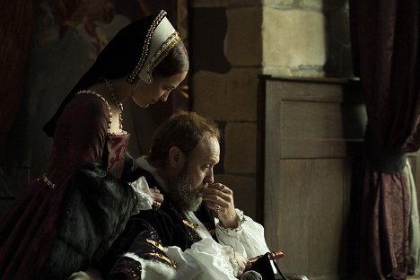 Alicia Vikander, Jude Law - Le Jeu de la reine - Film