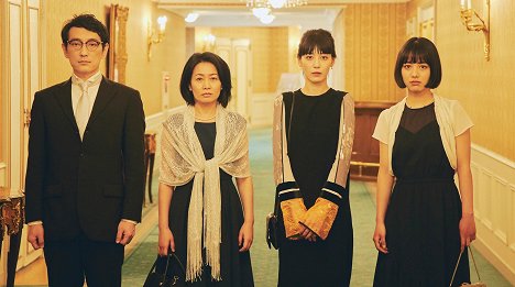 Shuusaku Uchida, Michiyo Ishimoto, Kaho Seto, Narumi Sakurai - Family Affair - Promóció fotók