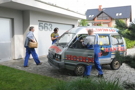 Bolek Polívka, Lukáš Latinák - Hodinový manžel - De la película