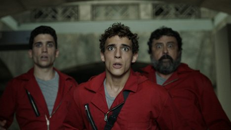 Jaime Lorente, Miguel Herrán, Paco Tous - La casa de papel (Netflix-versie) - Episode 6 - Van film