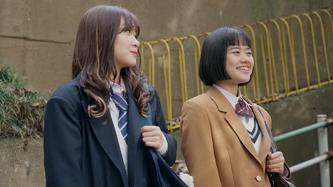 Kokoro Suzuki, Mari Nishikawa - Normal Seventeen - Van film