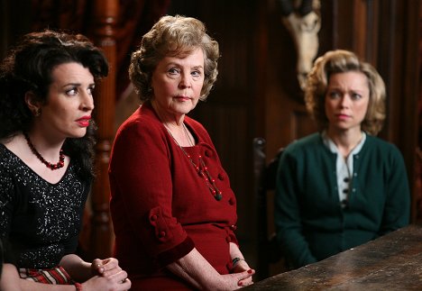 Susan Lynch, Pauline Collins, Sarah Alexander - Agatha Christie Marple kisasszonya - Bűbájos gyilkosok - Filmfotók
