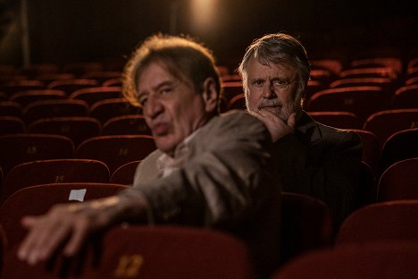 Zoltán Mucsi, Gábor Máté - Elszámolnivaló - Do filme