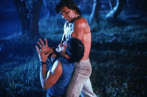 Marshall R. Teague, Patrick Swayze - De profesión: duro - De la película