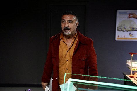 Cengiz Bozkurt - Mucize Aynalar - De la película