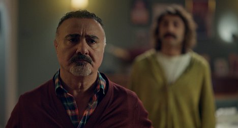 Cengiz Bozkurt - Mucize Aynalar - De la película
