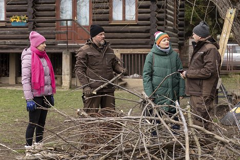 Berenika Kohoutová, Filip Blažek, Erika Stárková - Jedna rodina - Bramborový salát - Van film