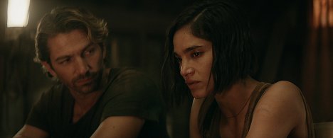 Michiel Huisman, Sofia Boutella - Rebel Moon – część 2: Zadająca rany - Z filmu