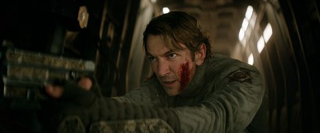 Michiel Huisman - Rebel Moon: Druhá část – Jizvonoška - Z filmu