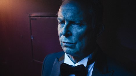 Dennis Storhøi - Julestjerna - Episode 2 - Film