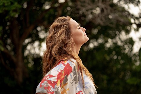 Brooke Shields - Mother of the Bride - Photos