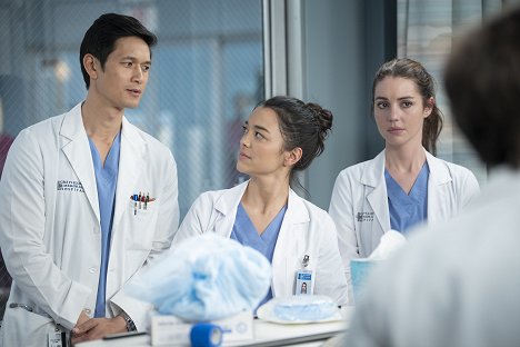 Harry Shum Jr., Midori Francis, Adelaide Kane - Grey's Anatomy - Die jungen Ärzte - She Used to Be Mine - Filmfotos