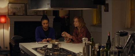 Hafsia Herzi, Isabelle Huppert - La Prisonnière de Bordeaux - De la película